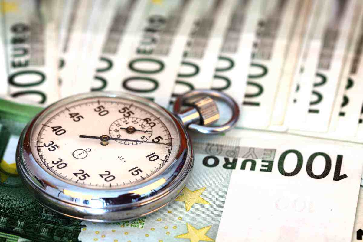 Soldi e orologio