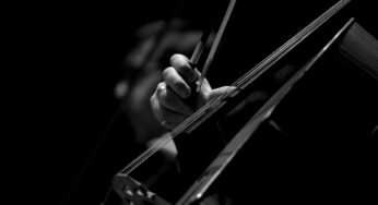 Nessuno può fare a meno di conoscere il dibattito tra Guccini e Jovanotti: due visioni opposte della musica italiana