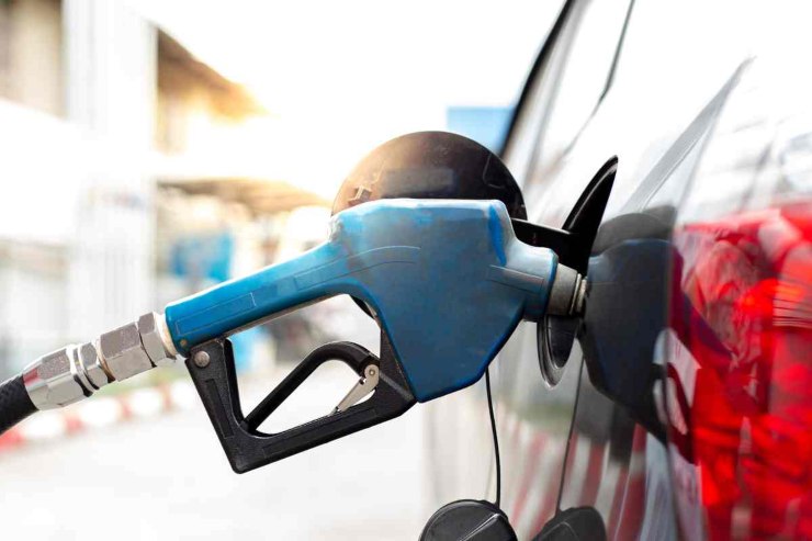 Carburante e auto