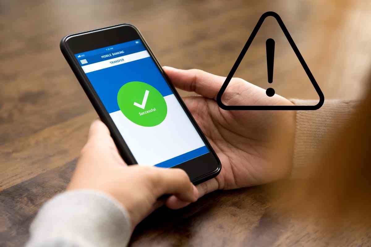 Cellulare con spunta verde
