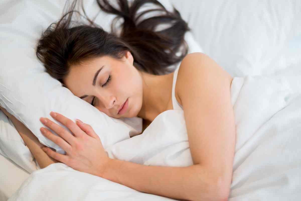 Donna dorme