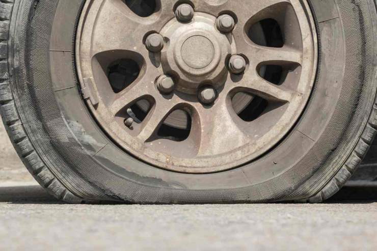 Gomma auto forata
