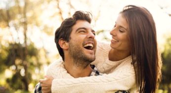 Gli psicologi non hanno dubbi: sono queste le caratteristiche che rendono una persona irresistibile